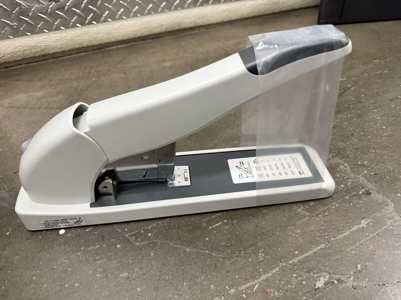 Charles Leonard  Extra Heavy Duty Stapler