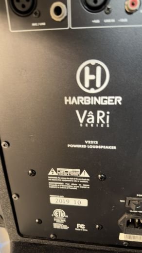 Harbinger V2212 Powered Loudspeaker PA 12” Loud Great Quality Sound 12”
